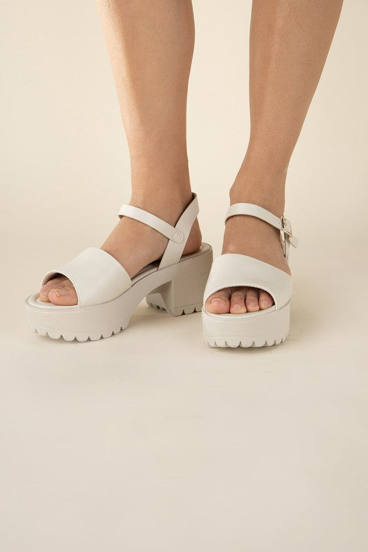 STACIE Platform Sandals - Corinne's Boutique