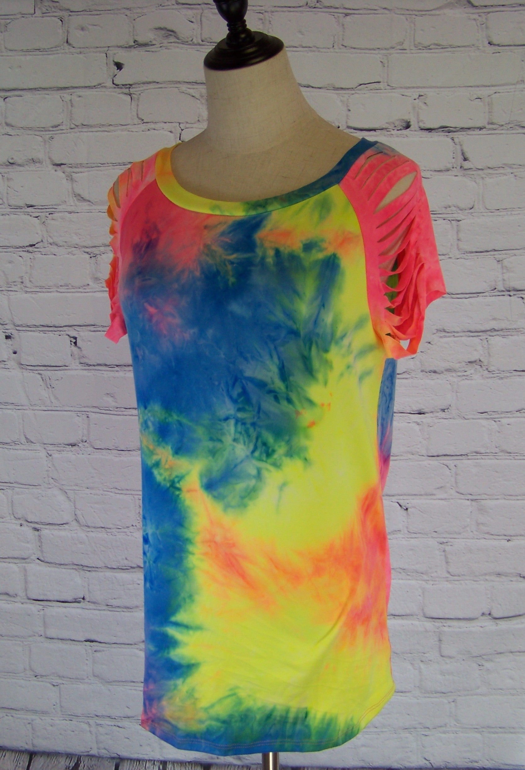 Tie Dye Short Sleeve Top - Corinne's Boutique