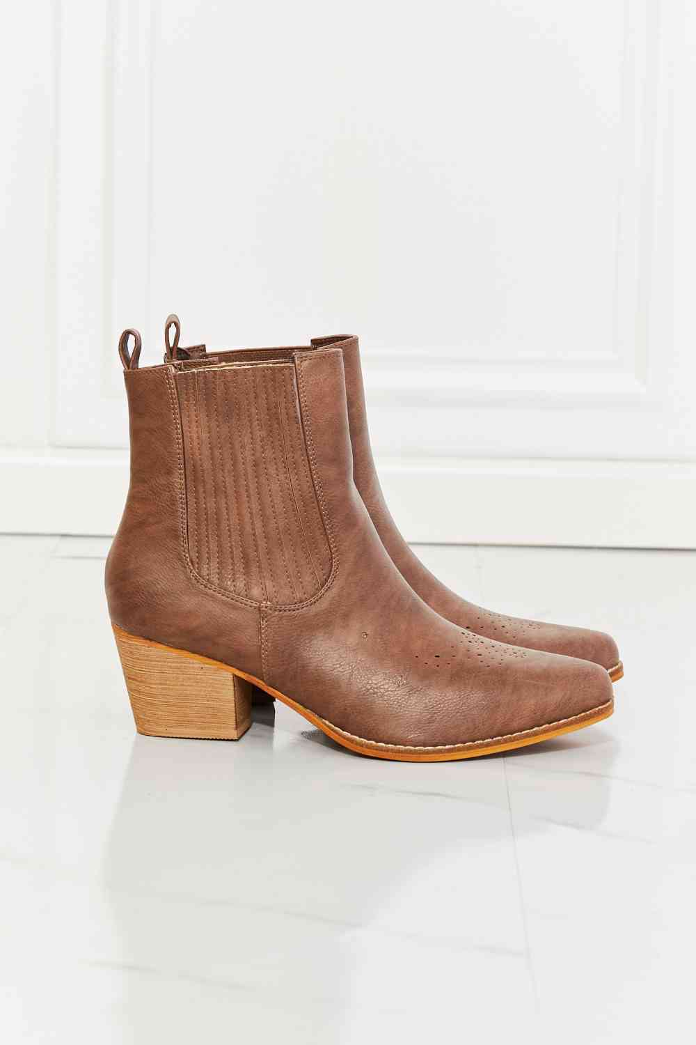 Stacked Heel Chelsea Boot in Chestnut - Corinne's Boutique