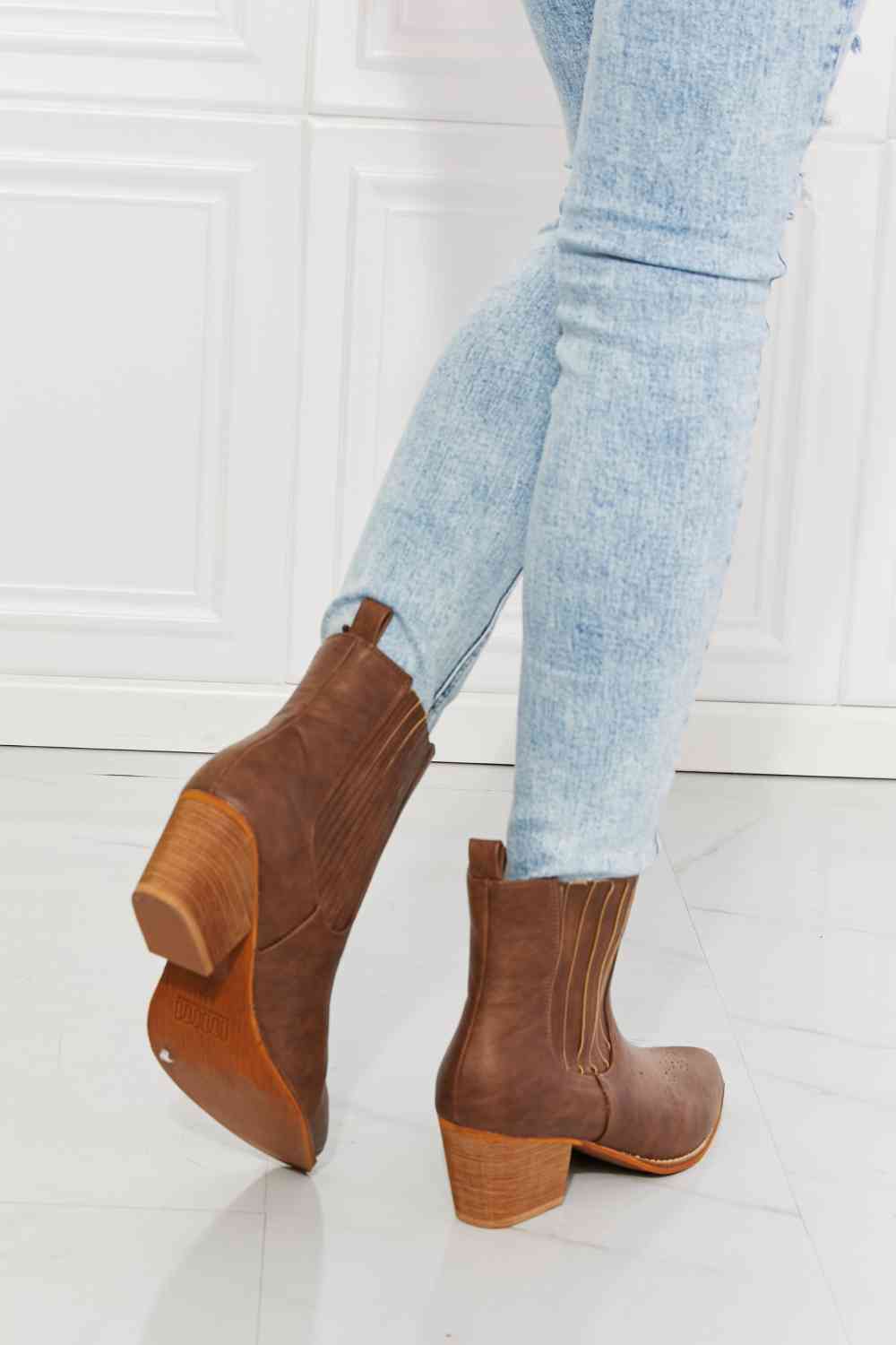 Stacked Heel Chelsea Boot in Chestnut - Corinne's Boutique