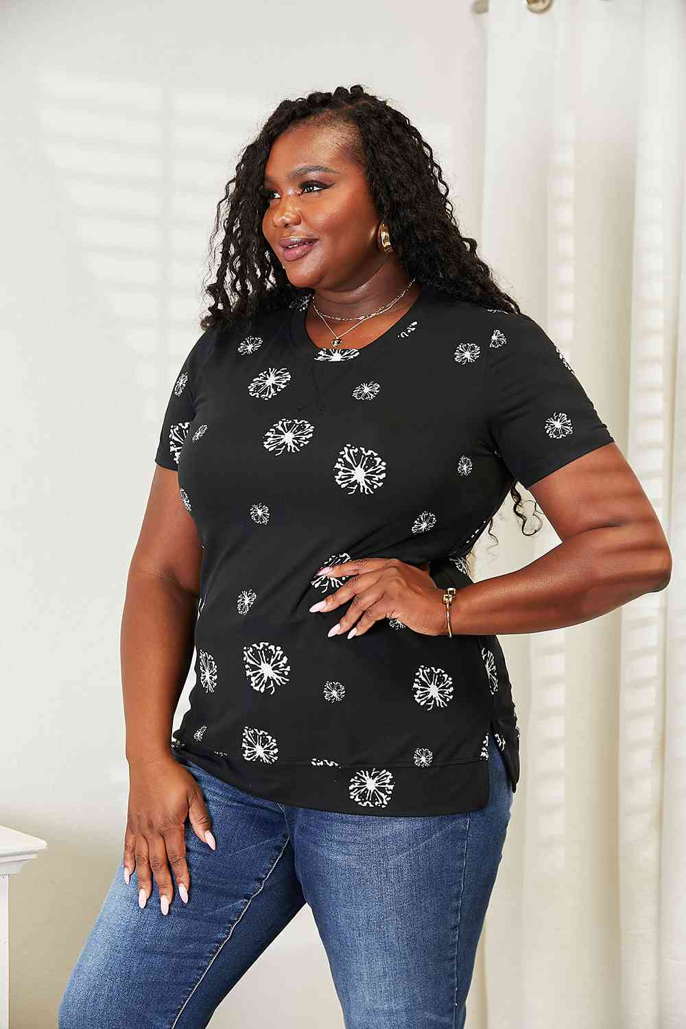 Dandelion Print Round Neck T-Shirt - Corinne's Boutique